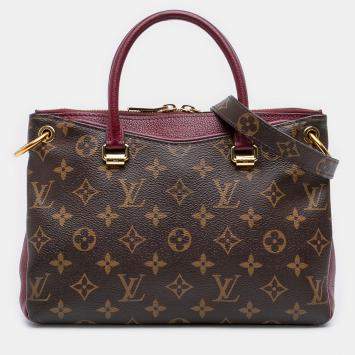 مملوكة مسبقًا Louis Vuitton Brown Monogram Pallas BB