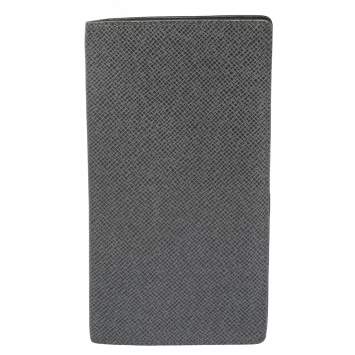 Pre Owned Louis Vuitton Grey Taiga Leather Brazza Wallet