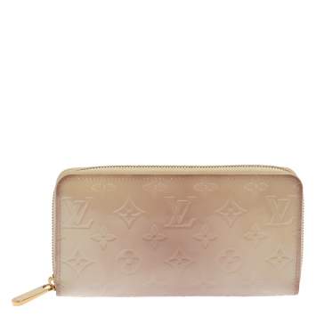 Pre Owned Louis Vuitton Cream White Monogram Vernis Zippy Wallet