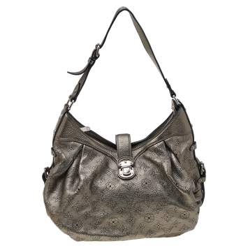Pre Owned Louis Vuitton Argent Monogram Mahina Leather XS Bag