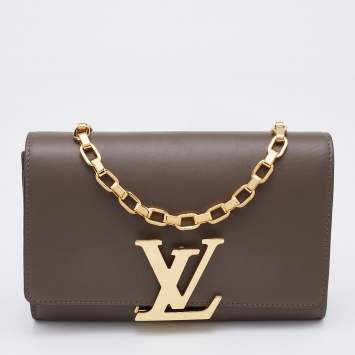 Pre Owned Louis Vuitton Taupe Leather Chain Louise MM Clutch