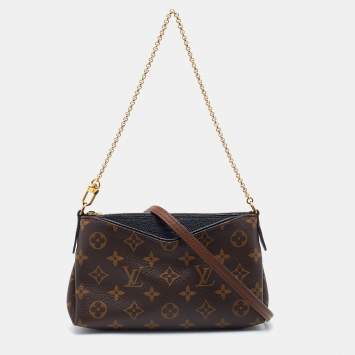 Pre Owned Louis Vuitton Monogram Canvas Pallas Chain Clutch