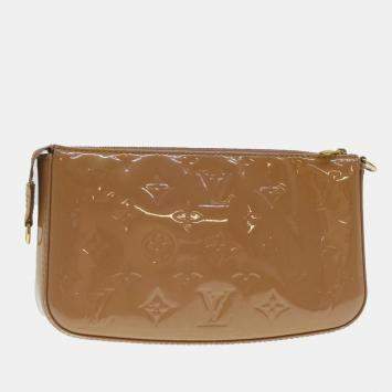 Louis Vuitton - Authenticated Louise Clutch Bag - Patent Leather Beige Plain for Women, Very Good Condition