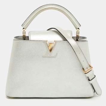 Pre Owned Louis Vuitton Silver Iridescent Leather Capucines BB Bag