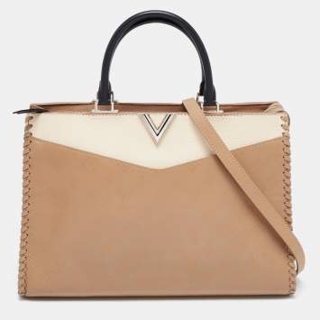 Pre Owned Louis Vuitton Tri Color Leather Monogram Very Zipped Bag