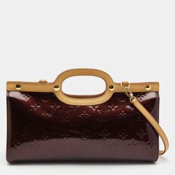 Pre Owned Louis Vuitton Amarante Monogram Vernis Roxbury Drive Bag