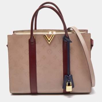 Pre Owned Louis Vuitton Red/Plume Monogram Leather Very Tote MM