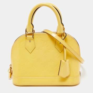 Alma bb leather handbag Louis Vuitton Green in Leather - 35953368