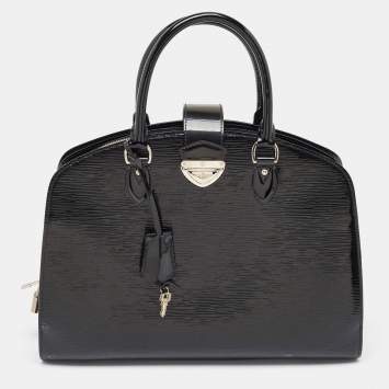 Pre Owned Louis Vuitton Black Electric Epi Leather Pont Neuf GM Bag