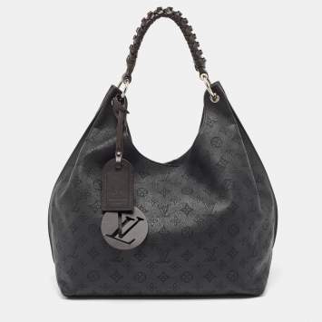 مملوكة مسبقًا Louis Vuitton Black Monogram Mahina Leather Carmel Hobo