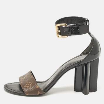 Pre Owned Louis Vuitton Black Patent Leather and Monogram Canvas Silhouette Sandals Size 38.5