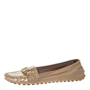 Pre Owned Louis Vuitton Beige Patent Leather Oxford Slip On Loafers Size 38