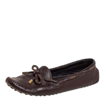 مملوكة مسبقًا Louis Vuitton Brown Leather and Canvas Slip On Loafers Sze 38.5 