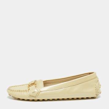 Pre Owned Louis Vuitton Cream Patent Leather Oxford Loafers Size 37