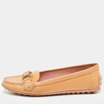 Pre Owned Louis Vuitton Beige Patent Leather Oxford Loafers Size 38