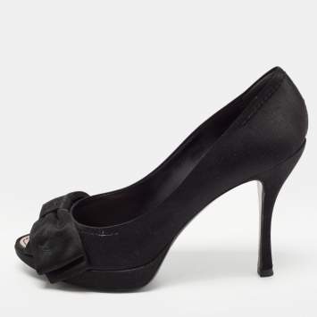 Pre Owned Louis Vuitton Black Satin Bow Peep Toe Pumps Size 39.5