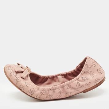 Pre Owned Louis Vuitton Beige Leather Bow Scrunch Ballet Flats Size 38