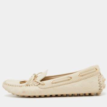 Pre Owned Louis Vuitton Cream Monogram Embossed Leather Gloria Loafers Size 35.5