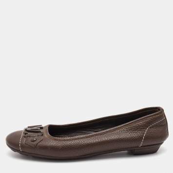 Pre Owned Louis Vuitton Brown Leather LV Buckle Ballet Flats Size 37.5