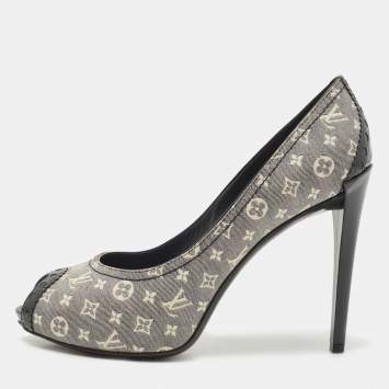 Pre Owned Louis Vuitton navy Blue/White Monogram Idylle Canvas Romance Peep Toe Pumps Size 36.5