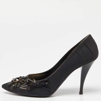 Pre Owned Louis Vuitton Black Pleated Satin Pointed Flower Embellished Pumps Size 37.5
