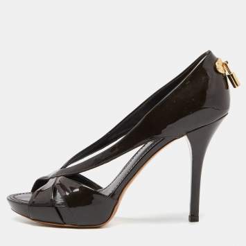 Pre Owned Louis Vuitton Brown Patent Leather Cross Strap Pumps Size 37.5