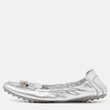 Pre Owned Louis Vuitton Silver Leather Dice Scrunch Loafer Flats Size 40.5