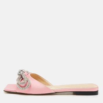 مملوكة مسبقًا Mach & Mach Double  Crystal Embellished Bow Size 38 Pink Satin Flat Slides 