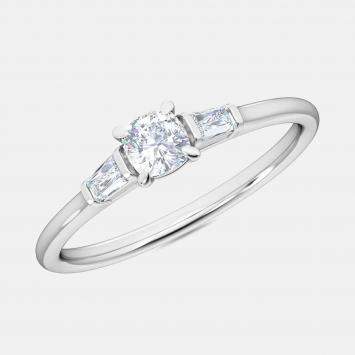 Pre Owned 14K Petite Baguettes On Side Ring (0.30 ctw) US 7