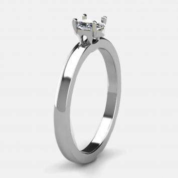 14K Emerald Petitie Ring (1/2 ctw) US 7