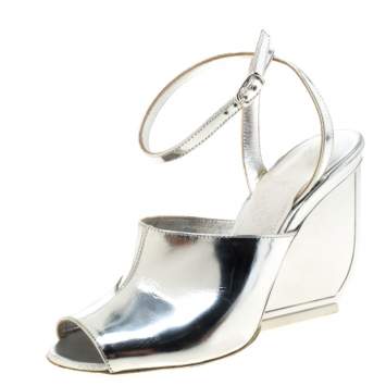 Pre Owned Maison Martin Margiela Silver Patent Leather Mirror Heel Ankle Strap Sandals Size 35