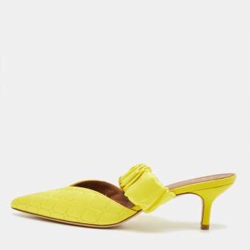 Pre Owned Malone Souliers Yellow Satin Maisie Mules Size 38.5