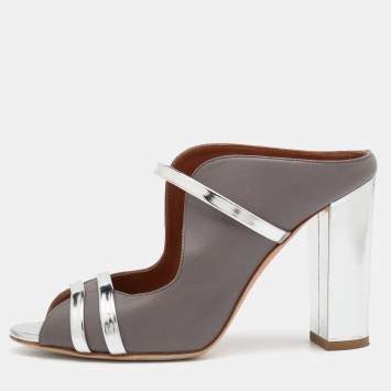 مملوكة مسبقًا Malone Souliers Grey/Silver Leather And Patent Leather Maureen Open Toe Block Heel Mules Size 38