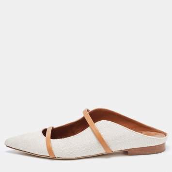 مملوكة مسبقًا Malone Souliers White/Tan Canvas and Leather Maureen Flat Mules Size 36