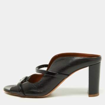 مملوكة مسبقًا Malone Souliers Black Leather and Patent Norah Mules Size 37