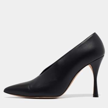 Pre Owned Manolo Blahnik Black Leather Pointed Toe Pumps Size 38.5
