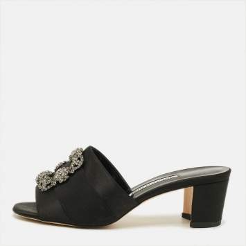 مملوكة مسبقًا Manolo Blahnik Hangisi Size 39 Black Satin Block Heel Slide Sandals