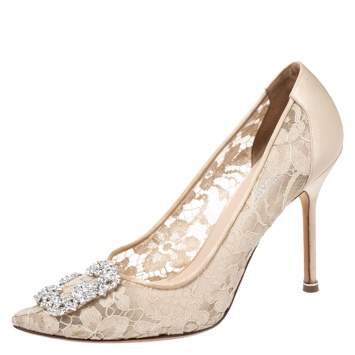 Pre Owned Manolo Blahnik Beige Lace and Satin Hangisi Pointed Toe Pumps Size 39.5