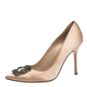 Pre Owned Manolo Blahnik Beige Satin Hangisi Crystal Embellished Pumps Size 41