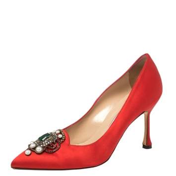 Pre Owned Manolo Blahnik Red Satin Crystal Embellished Leona Pumps Size 37.5