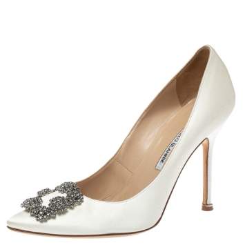 Pre Owned Manolo Blahnik White Satin Hangisi Pumps Size 39.5