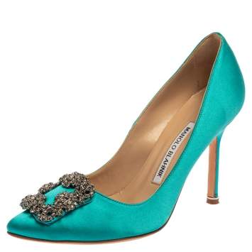 Pre Owned Manolo Blahnik Blue Satin Hangisi Crystal Embellished Pumps Size 35.5
