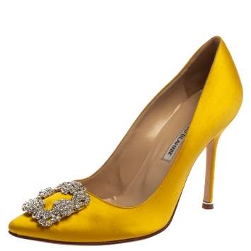 Pre Owned Manolo Blahnik Yellow  Satin Hangisi  Pumps Size 39