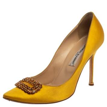 Pre Owned  Manolo Blahnik Yellow Satin Hangisi Crystal Embellished Pumps Size 39.5