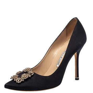 Pre Owned Manolo Blahnik Black Satin Hangisi Embellished Pointed Toe Pumps Size 39