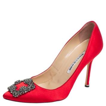Pre Owned Manolo Blahnik Red Satin Hangisi Embellished Pointed Toe Pumps Size 38.5