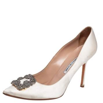 Pre Owned Manolo Blahnik White Satin Hangisi Crystal Embellished Pumps Size 42