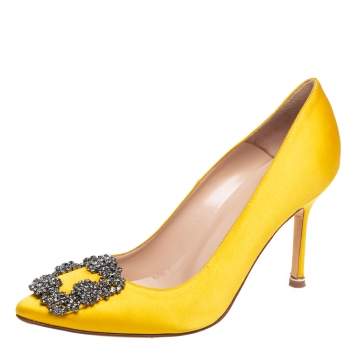 Pre Owned Manolo Blahnik Yellow Satin Hangisi Pumps Size 36