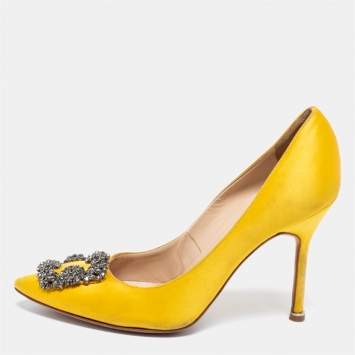Pre Owned Manolo Blahnik Yellow Satin Hangisi Crystal Embellished Pumps Size 37.5