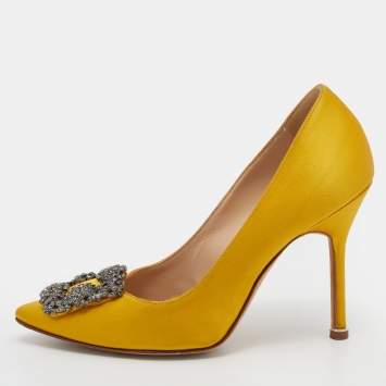 Pre Owned Manolo Blahnik Yellow Satin Hangisi Crystal Embellished Pumps Size 35